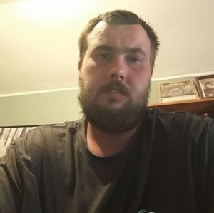Meet your Posher, Dustin